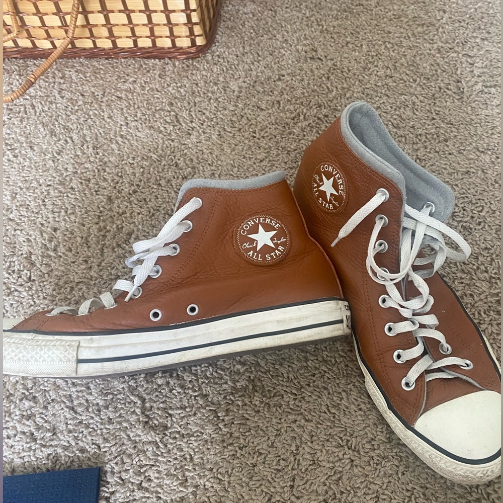 Converse Chuck Taylor high tops